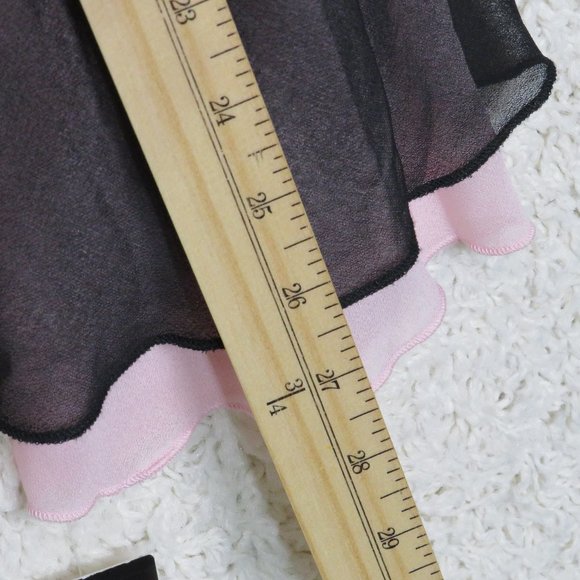 Carlie's Court* Women's Long Sleeve V-Neck Blouse Size XL~ Black‎ & Pink - Picture 10 of 10